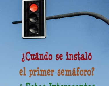 ¿Cuándo se instaló el primer semáforo?