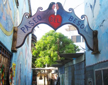 Paseo del Beso, Bucerias, Riviera Nayarit