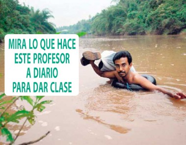 Admirable profesor cruza un río cada día para dar clases