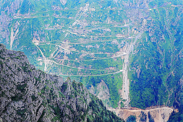 carretera mas peligrosa del mundo bayburt D915 turquia