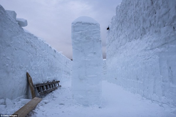 laberinto de hielo más grande del mundo zakopane polonia