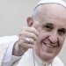 Vea la broma que le jugo el Papa Francisco a una reportera