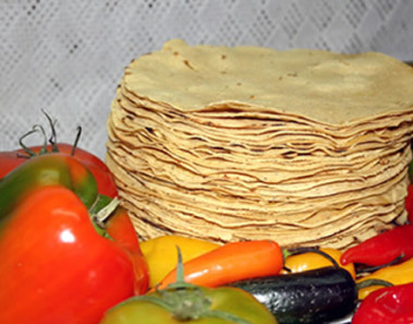 Se incrementa fuertemente el precio de la tortilla ¡se vende hasta en 16 pesos kilo!