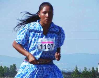 La misteriosa mujer tarahumara ganadora de carreras de 10 kilometros