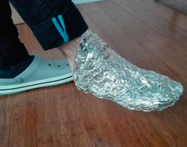 ¿Para qué envolver tu pie en aluminio? Cuando sepas por qué vas a querer hacerlo