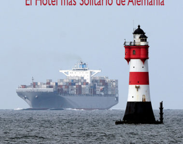El faro de Roter Sand hotel más solitario de Alemania