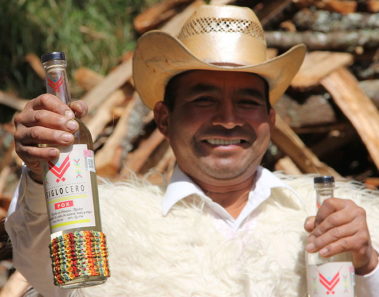 Pox, un aguardiente chiapaneco de origen maya con orgullo mexicano