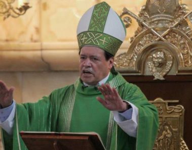 El Cardenal Norberto Rivera afirma que hay muchos sacerdotes gays en su iglesia, pero que Dios ya los perdonó a todos