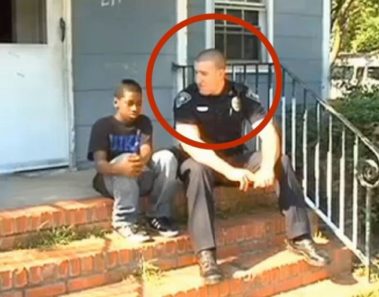 Este policía recibió una de las llamadas más divertidas cuando este niño de 4 años llamó al 911 para recibir ayuda