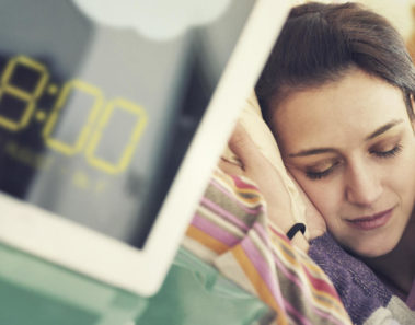 nunca deberías hacer estas 8 cosas al levantarte