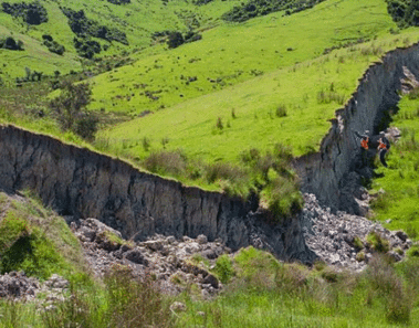 El terremoto en Nueva Zelanda creó un muro de 5 metros de altura y modifico el paisaje