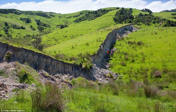 El terremoto en Nueva Zelanda creó un muro de 5 metros de altura y modifico el paisaje