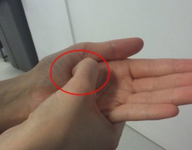 Descubre por qué los chinos se presionan este punto de las manos por 30 segundos todos los días. ¡Es una maravilla!