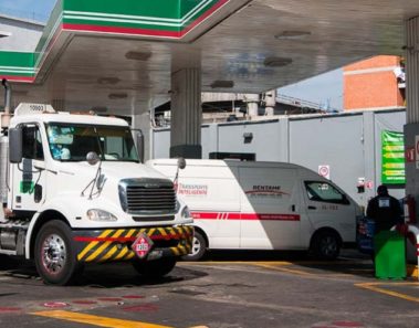 Narcotraficantes ya quemaron una gasolinera y le mandan un mensaje a Peña Nieto por el precio tan alto de la gasolina