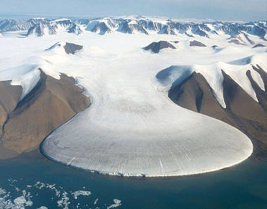 El glaciar “Pata de Elefante”, una de las maravillas naturales del mundo del hielo