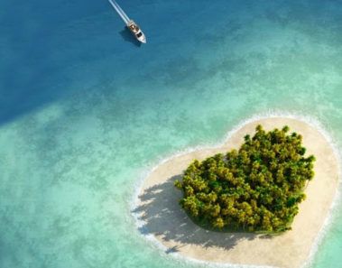 Cuatro islas románticas con forma de corazón