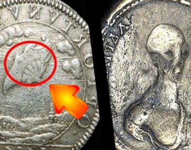El escalofriante mensaje que los arqueólogos hallaron en una moneda egipcia
