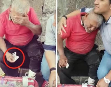 Este anciano vendedor de dulces lloró de alegría cuando este joven se le acercó…