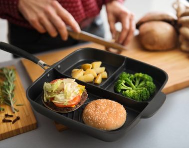 Con este sartén podrás cocinar una comida completa en el mismo lugar