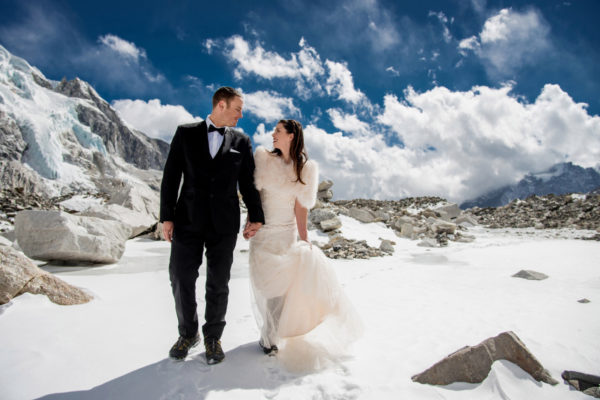 Una pareja se casó en el Everest