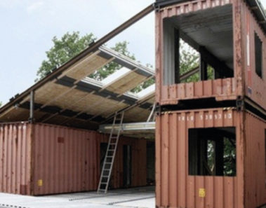 Transformaron 3 contenedores en la casa ecológica ideal