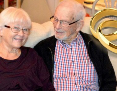 Él tiene 104 años y acaba de comprometerse con su nuevo amor: ”Fue un flechazo”