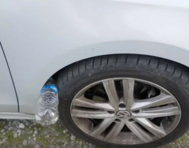 La Policía Advierte: Si encuentras una botella de plástico cerca de tu auto, puedes correr peligro