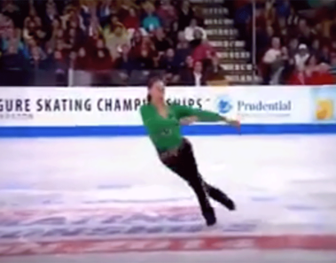 Patinador Olímpico hace inesperada interpretación del espectáculo – deja a todo el público emocionado