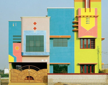 Las coloridas casas del diseñador Ettore Sottsass en Tamil Nadu, India