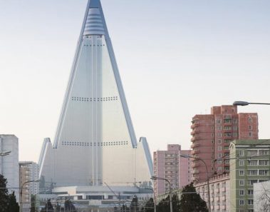 Esta es la peor construcción del mundo y jamás ha abierto sus puertas