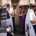 Capitán durante el vuelo le pide matrimonio y todos gritan por cómo lo hace
