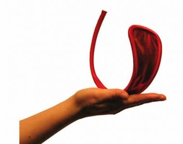 Tanga C o C-String, la polémica lenceria invisible
